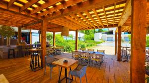 Beach Bar